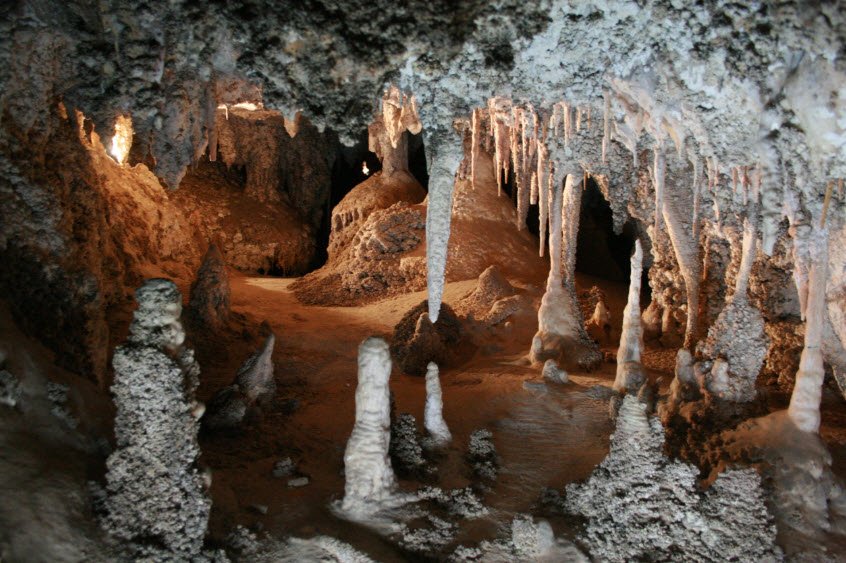 Anahulu Cave &amp; Freshwater Pools, Haveluliku, Tongatapu, Tonga